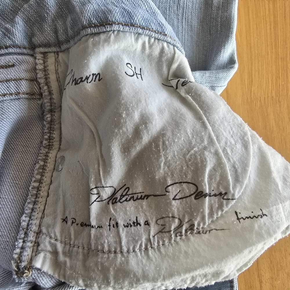 Chico's Platinum BLUE JEANS~Size 3 short Charm SH - Picture 8 of 8